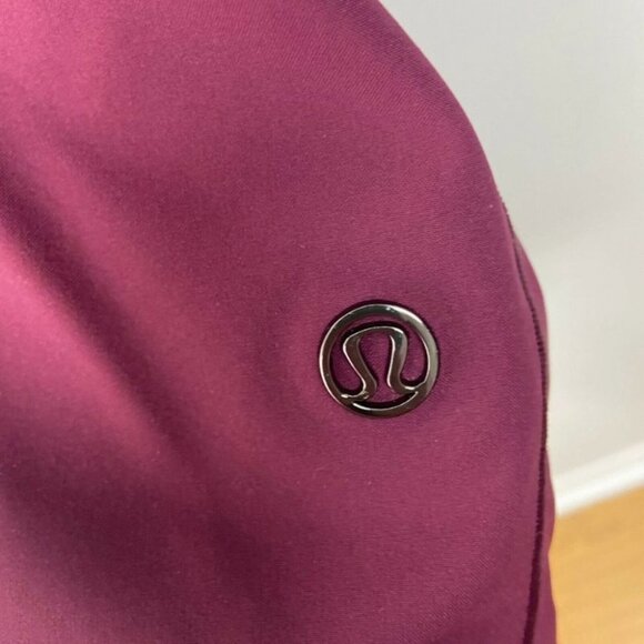 NWT Lululemon Glyde Along Softshell Rain Coat Burgundy Size 2 Waterproof‎ Jacket - Picture 11 of 14